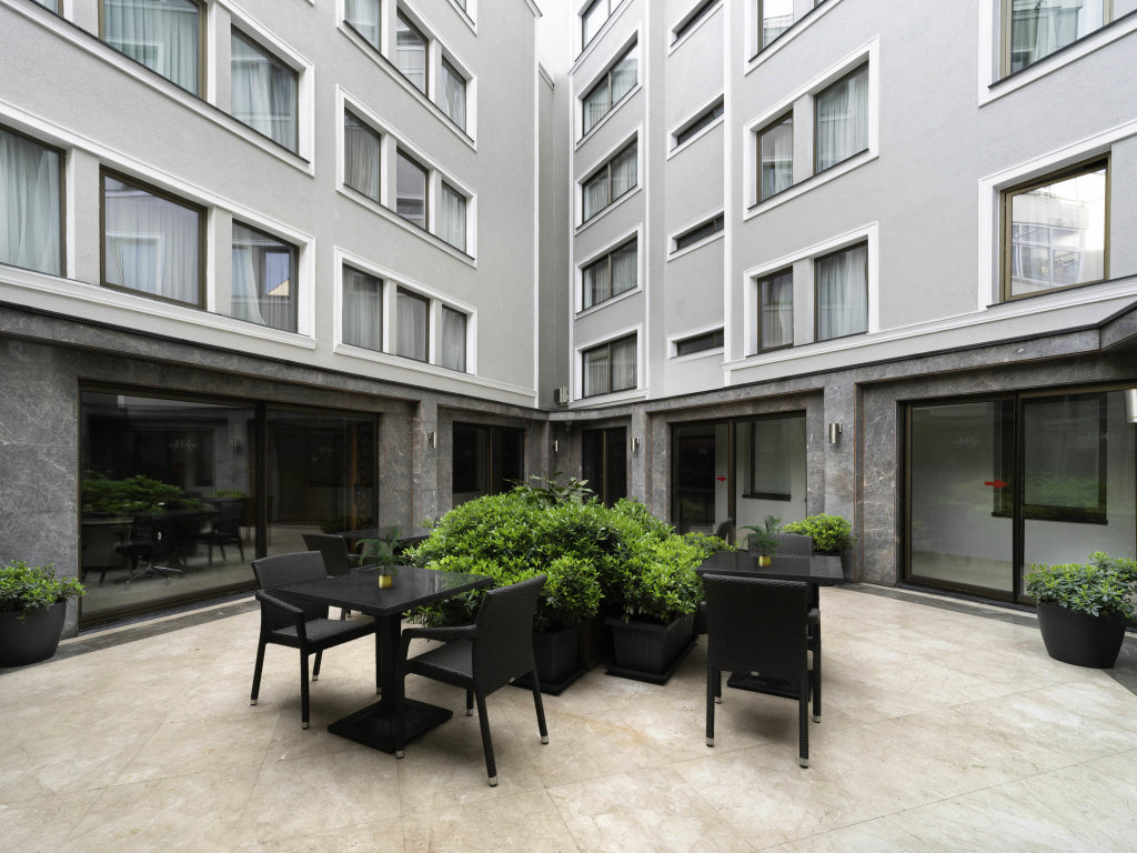 Стамбул: Отель Mercure Istanbul Bomonti