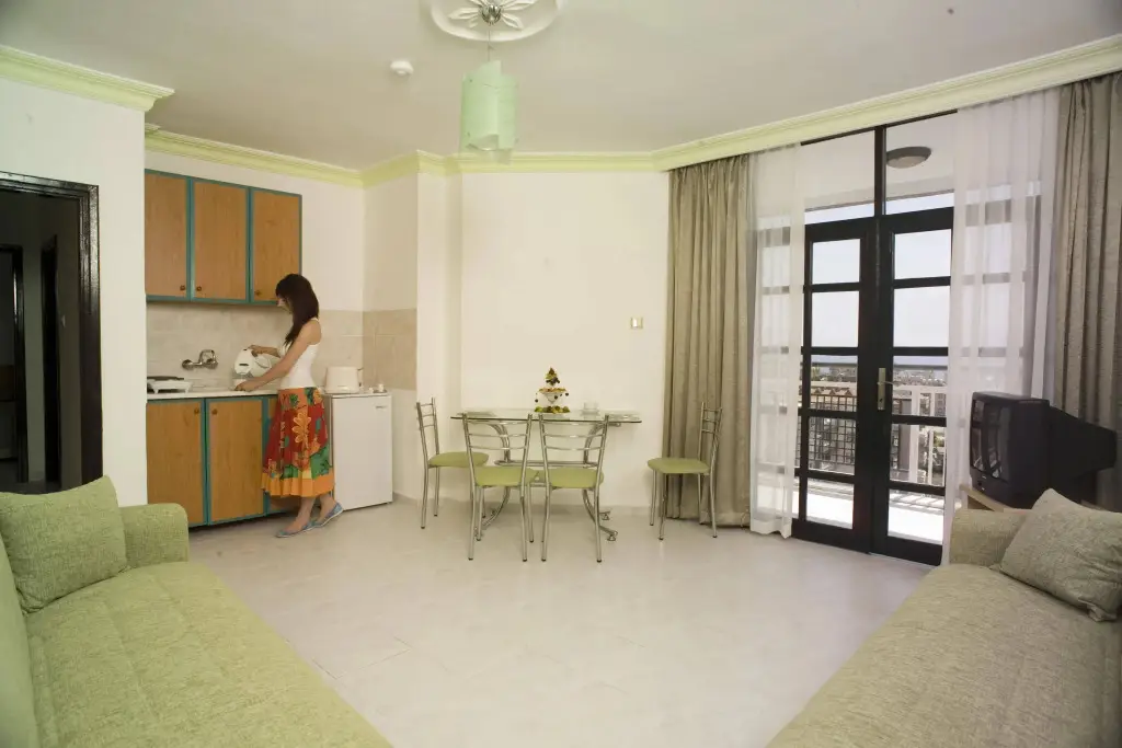 Аланья: Kleopatra Tower Suite Hotel