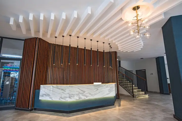 Аланья: Kleopatra Tower Suite Hotel