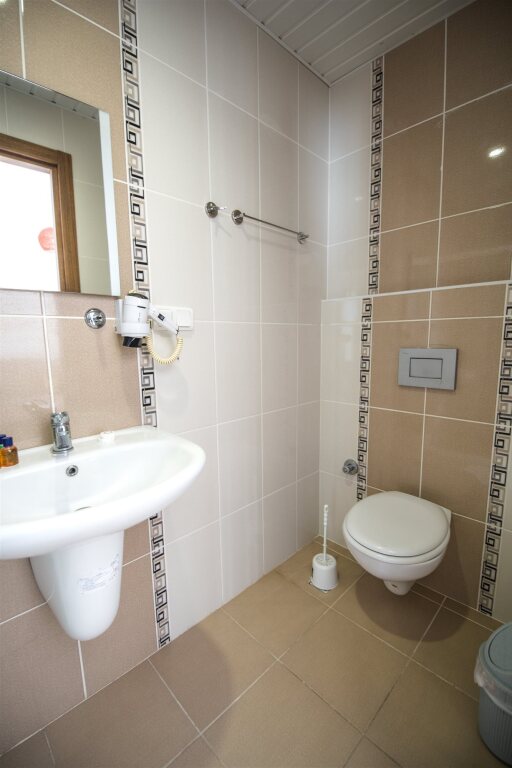Аланья: Kleopatra Tower Suite Hotel