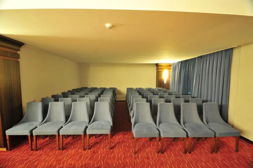 Агри: Grand Cenas Hotel