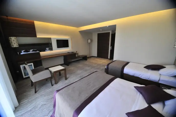 Агри: Grand Cenas Hotel