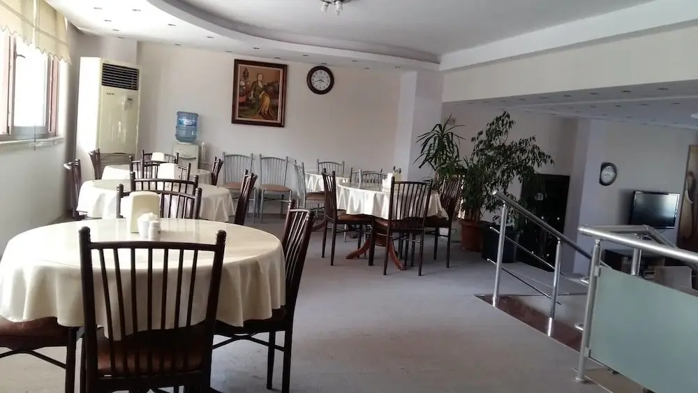 Мерсин: Bayrakli Otel