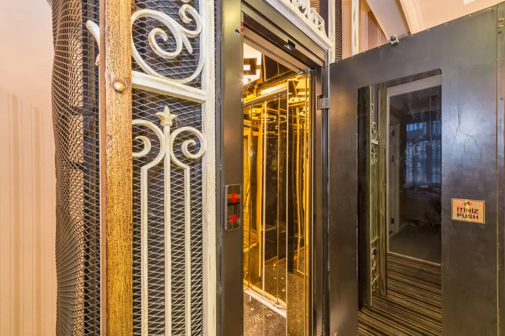 Стамбул: Отель Alpek Hotel