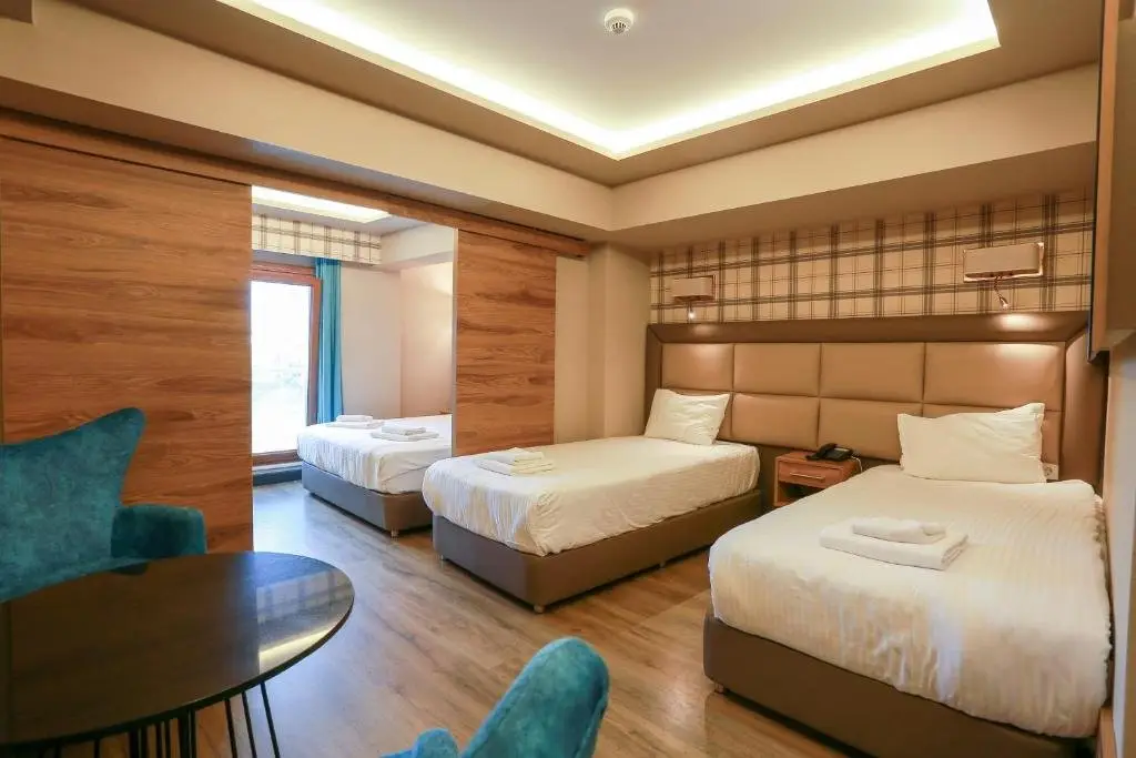 Бююкчекмедже: Turkuaz Port Hotel