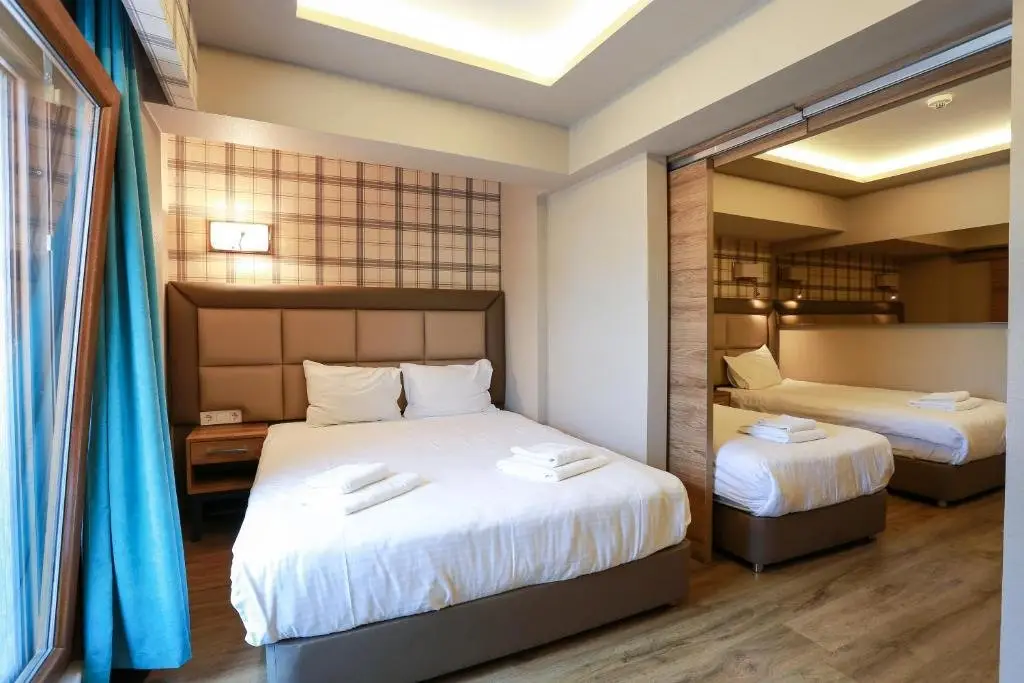 Бююкчекмедже: Turkuaz Port Hotel
