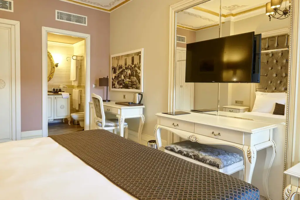 Измир: L'Agora Old Town Hotel & Bazaar