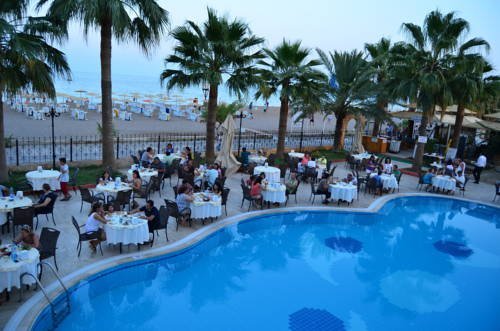 Mediterranean Resort Hotel — фото 1