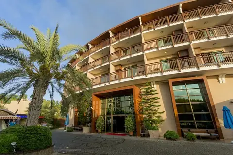 Club Dem Spa & Resort Hotel — фото 1
