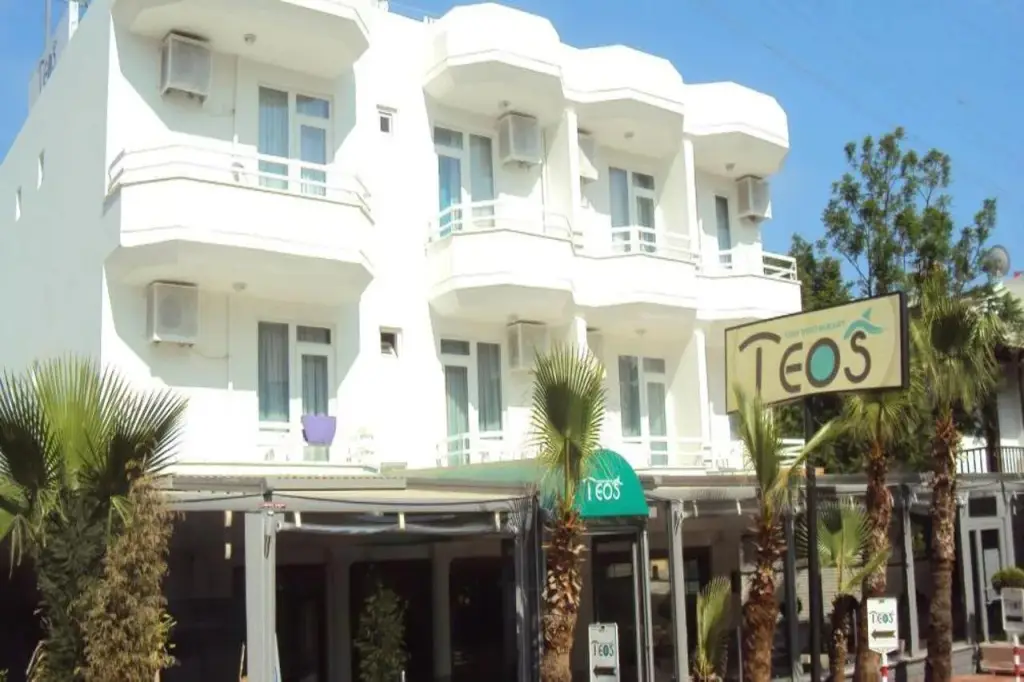 Teos Hotel — фото 1