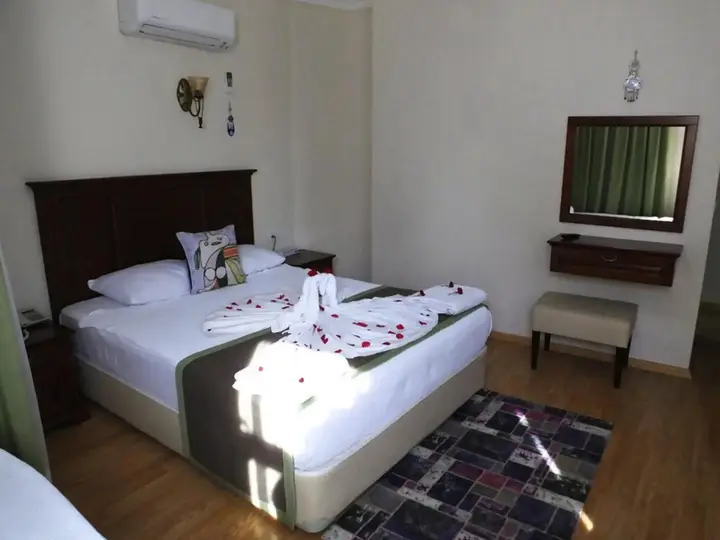 Анталья: Hadrian Gate Hotel