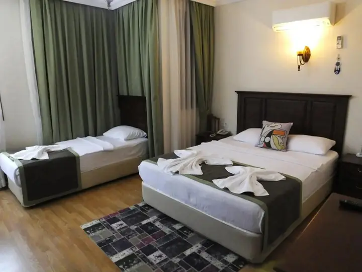 Анталья: Hadrian Gate Hotel