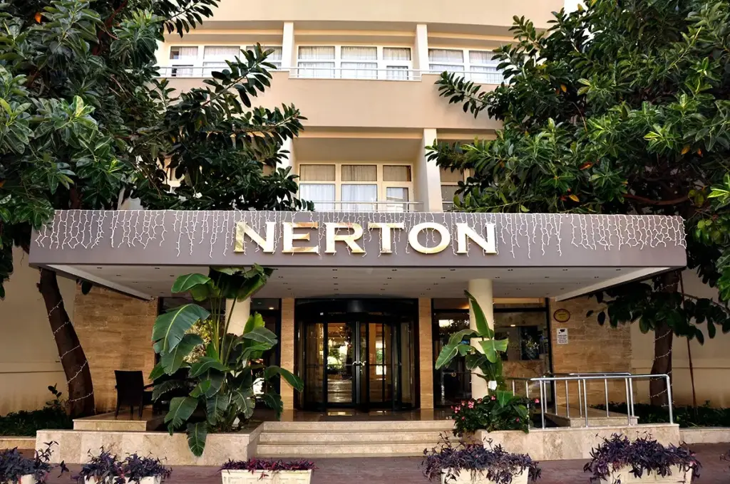 Nerton Hotel — фото 1