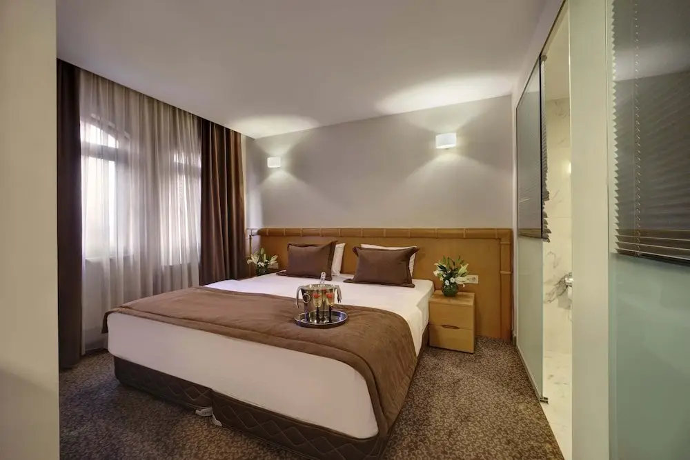 Кёрфез: Neva Stargate Hotel & Spa