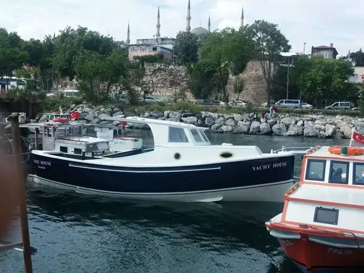 Стамбул: Yacht House Istanbul
