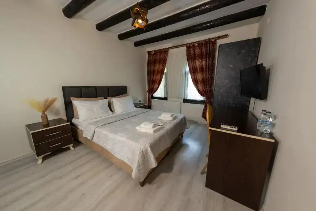Эдремит: Antik Manastir Butik Otel
