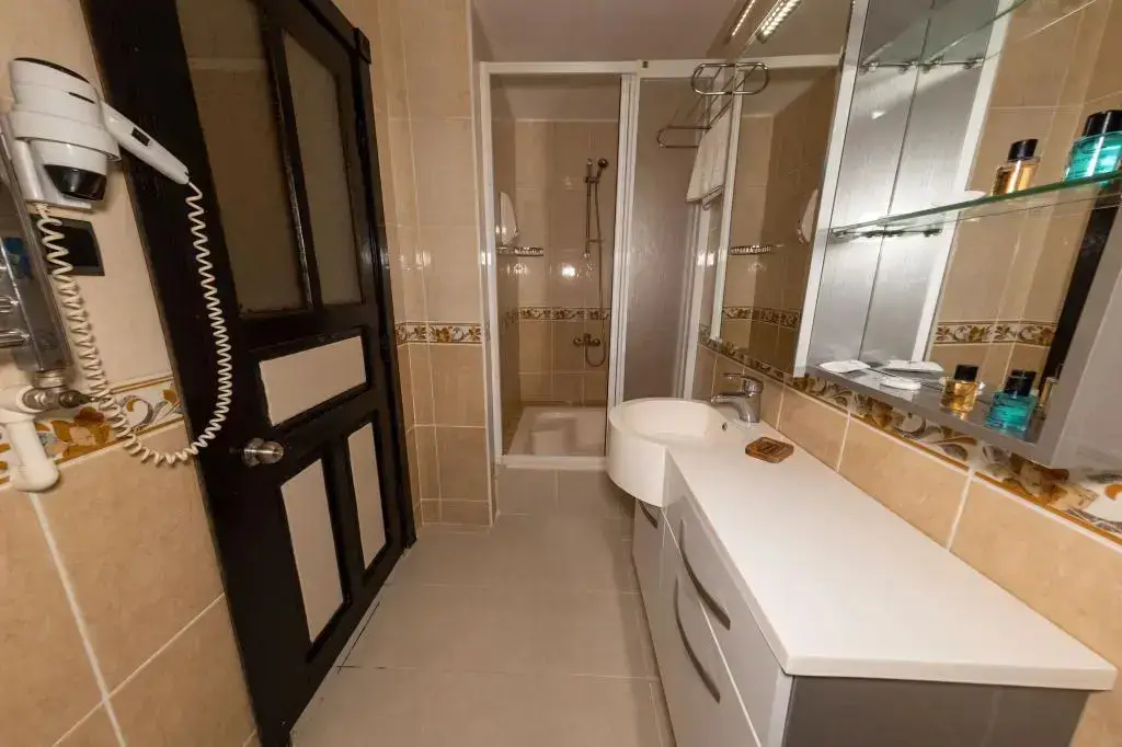 Эдремит: Antik Manastir Butik Otel