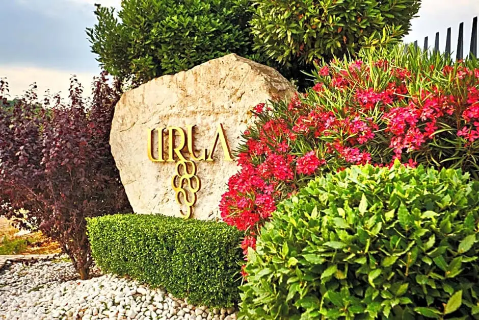 Урла: Two Rooms Hotel