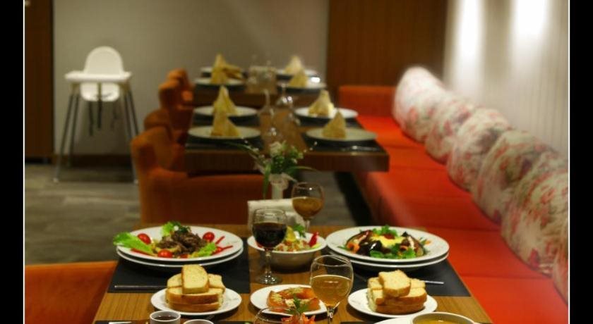 Ардешен: Ela Hotel
