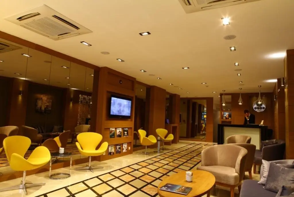 Ардешен: Ela Hotel