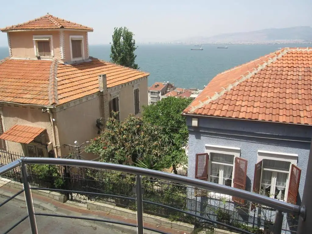 Измир: Zena House Konak Residence