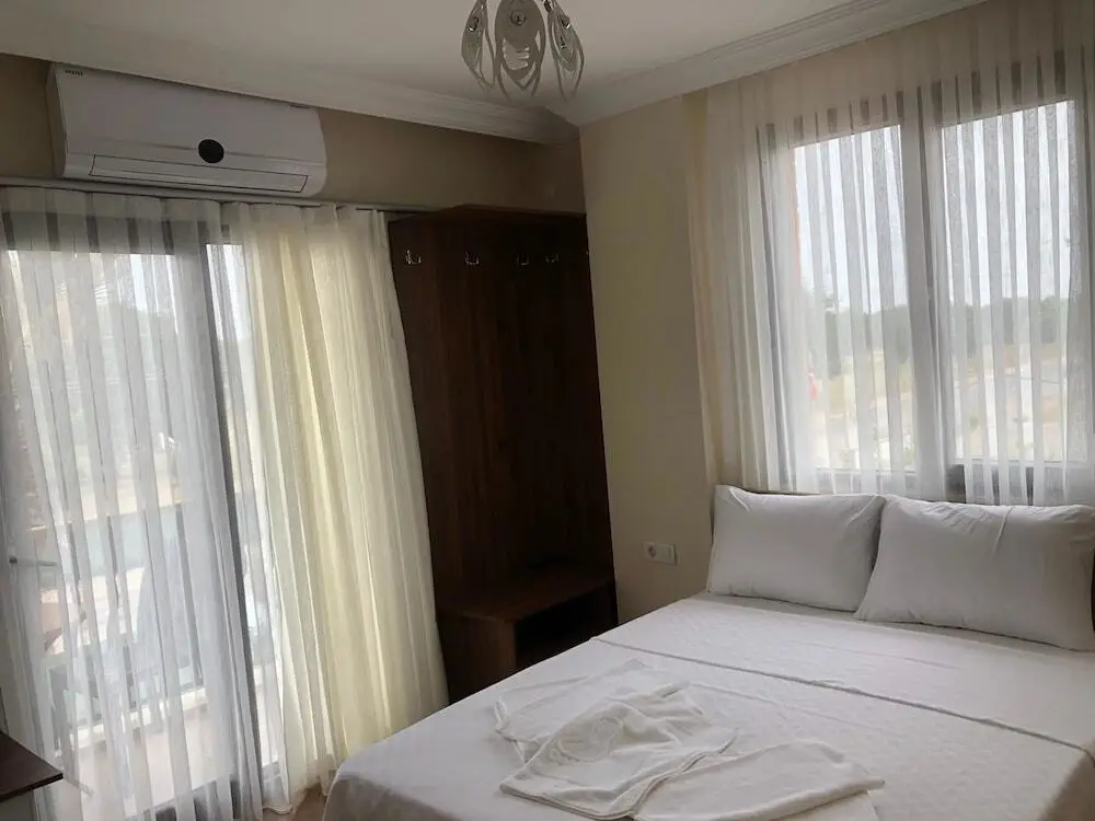 Гейикли: Deniz Otel