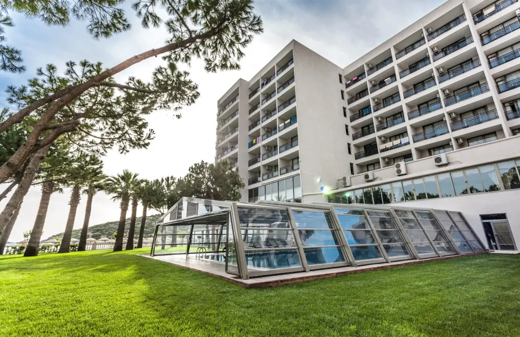 Tusan Beach Resort — фото 1