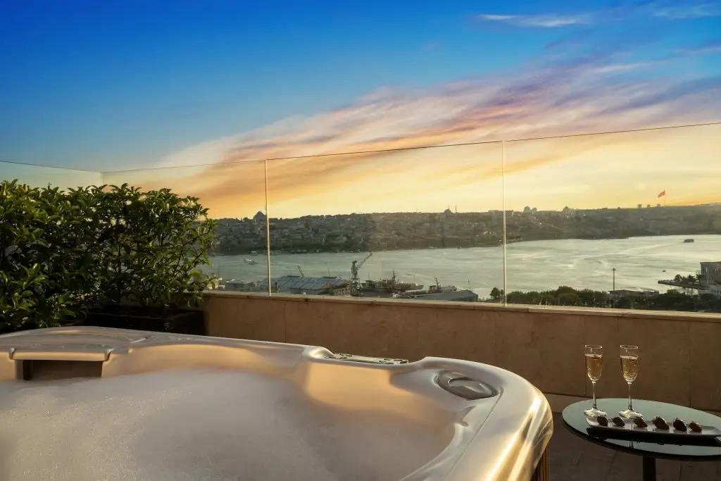 Стамбул: Radisson Blu Hotel Istanbul Pera