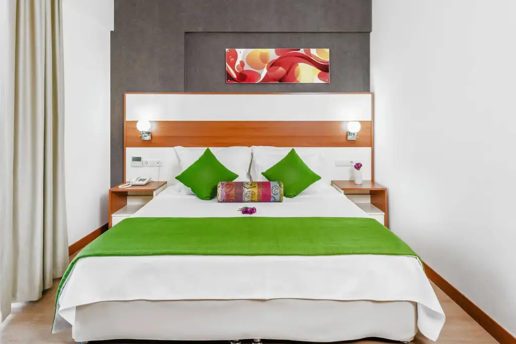 Чешме: Ege Tulip Cesme