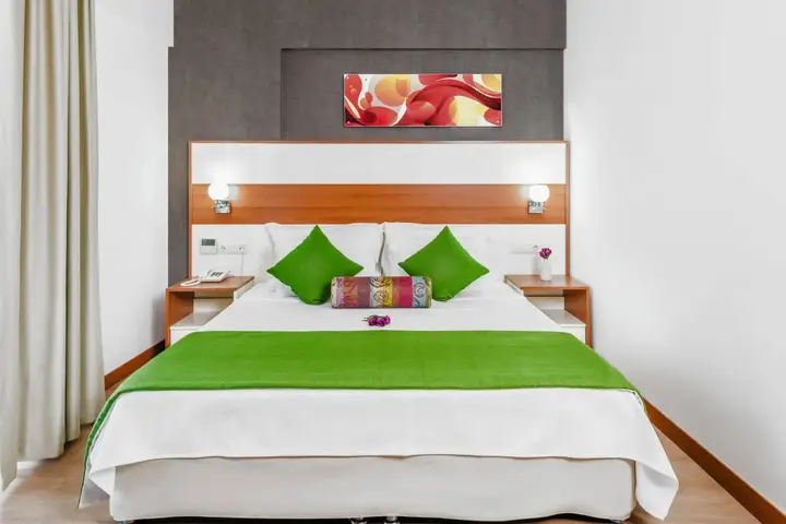 Чешме: Ege Tulip Cesme