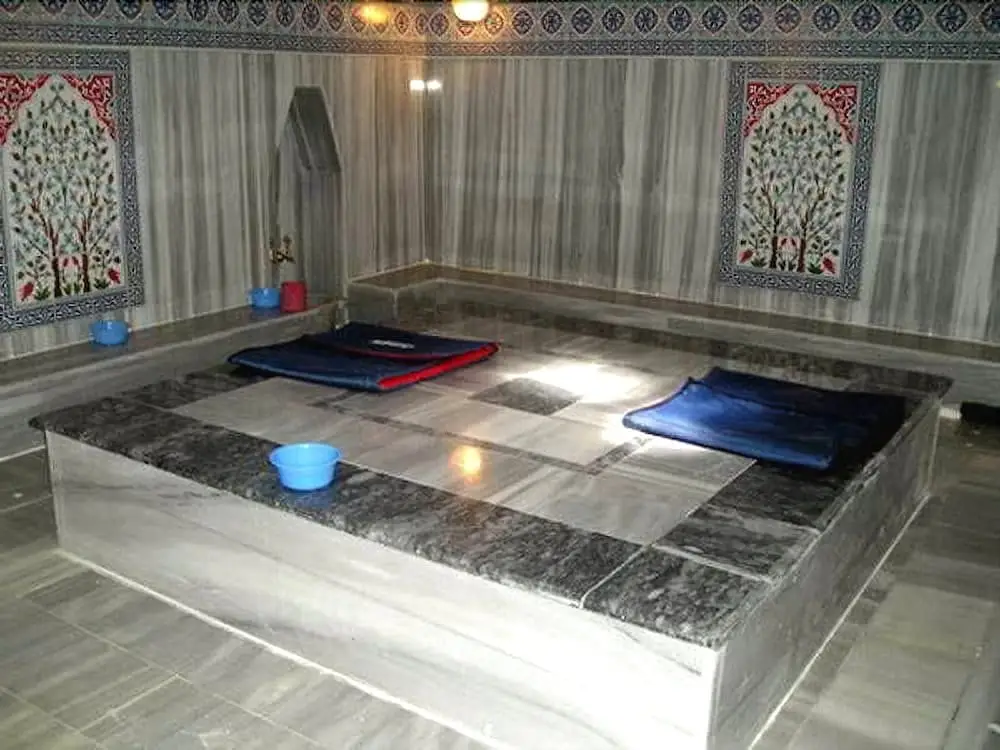 Cengiz Kaan Hotel — фото 1
