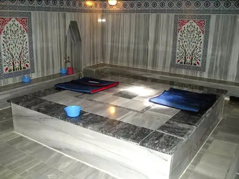 Cengiz Kaan Hotel — фото 1