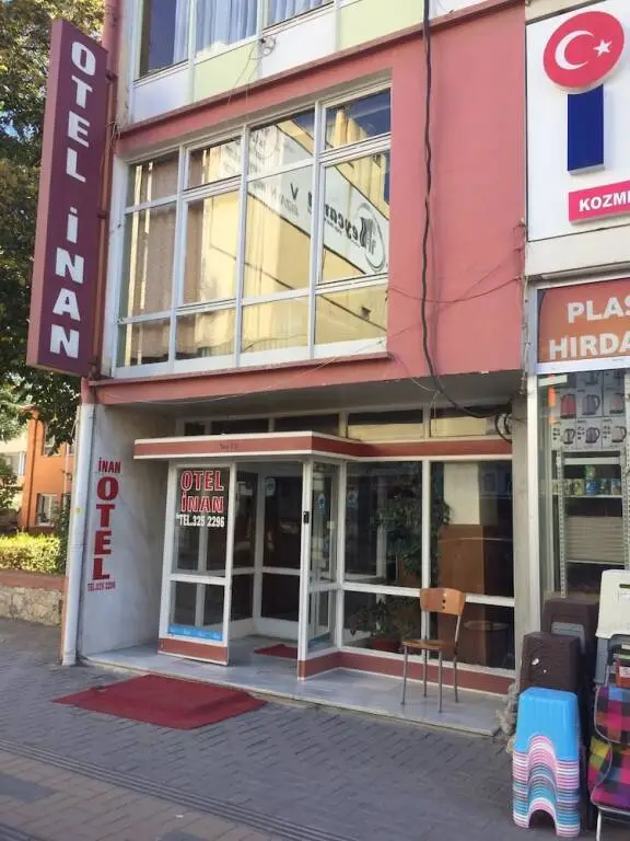 Бусак: Hotel Inan