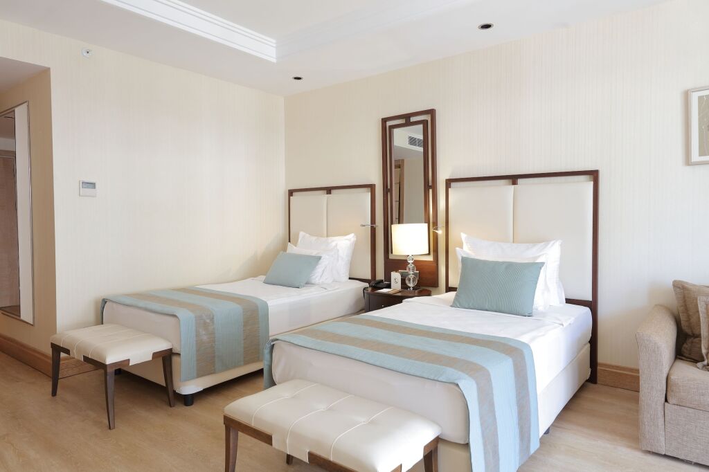 Бельдиби: Juju Premier Palace 