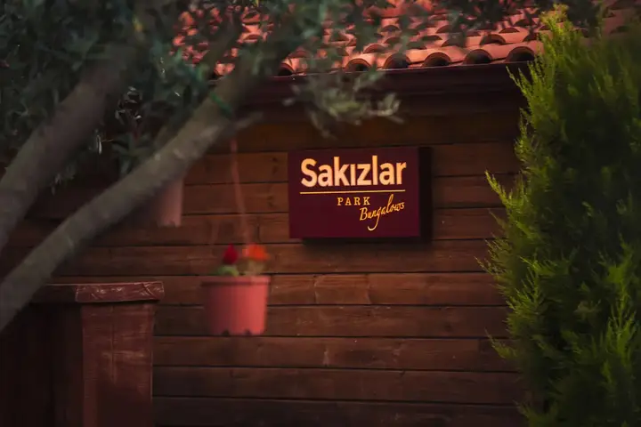 Чешме: Sakizlarpark Bungalows