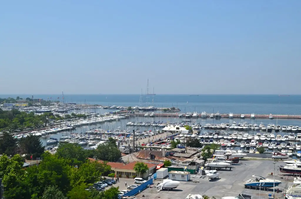Стамбул: Wyndham Grand Istanbul Kalamis Marina