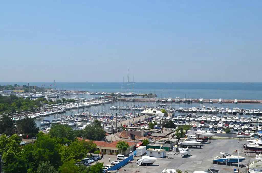 Стамбул: Wyndham Grand Istanbul Kalamis Marina