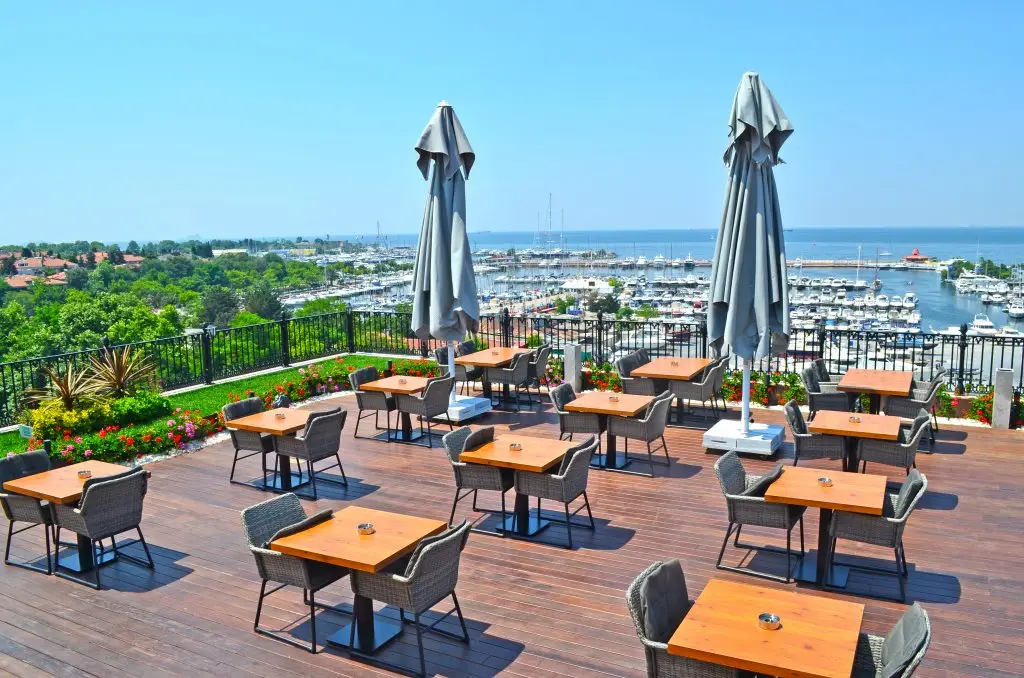 Стамбул: Wyndham Grand Istanbul Kalamis Marina
