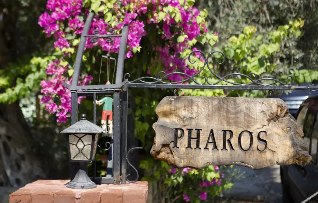 Pharos Boutique Hotel — фото 1