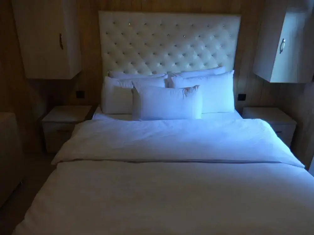 Узунгёль: Scala Otel