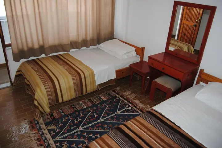 Тевфикие: Hotel Hisarlık