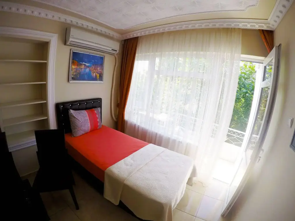 Измит: Eren Hotel