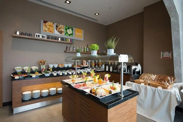 Стамбул: Liv City Hotels
