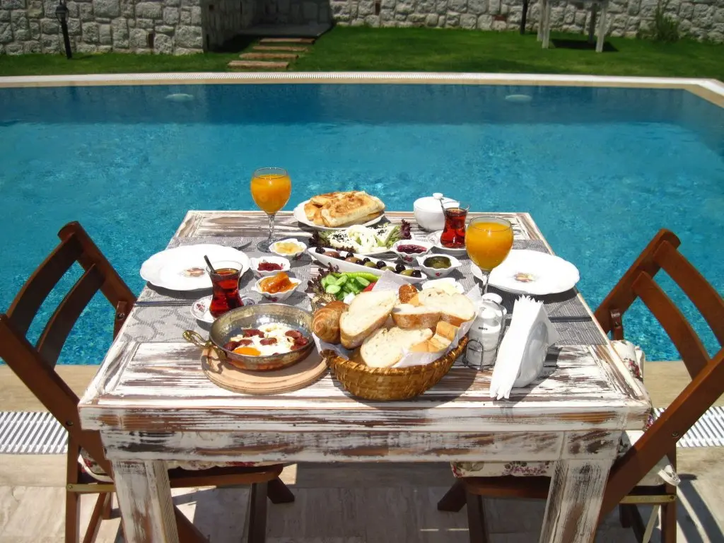 Чешме: Rüzgar Gülü Otel