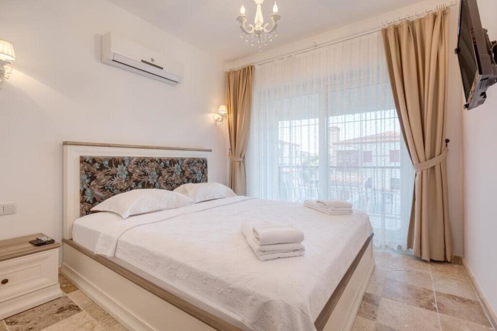 Чешме: Alaroof Hotel