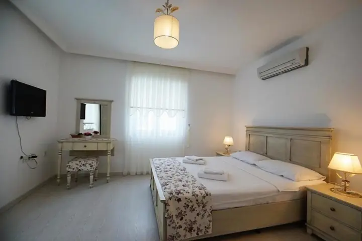 Чешме: Elda Koyici Alacatı