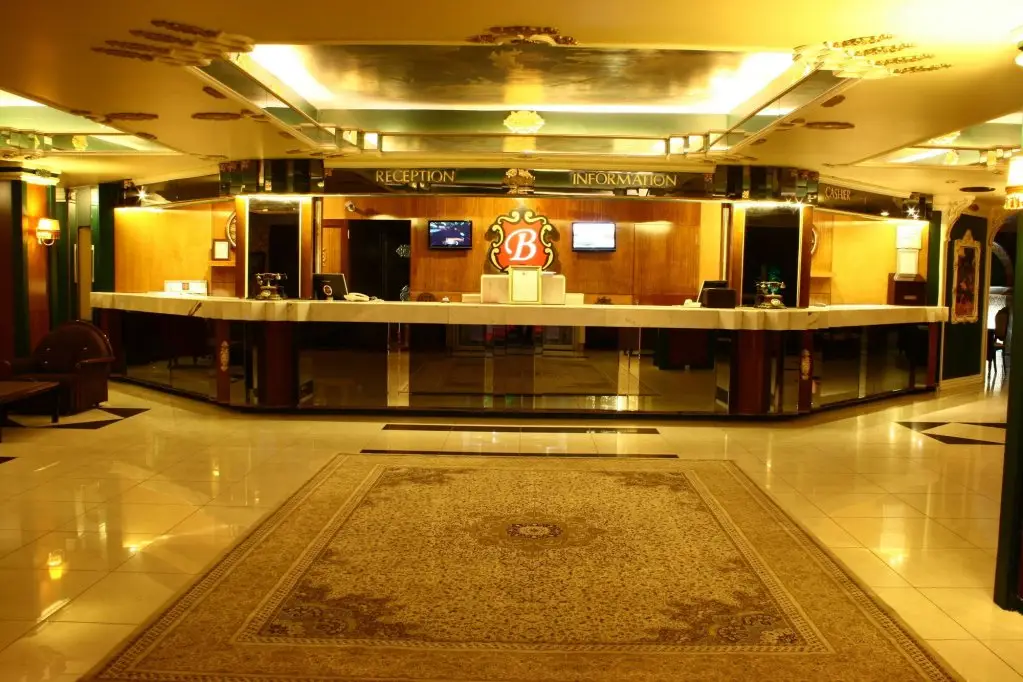 Айвалык: Buyuk Berk Hotel