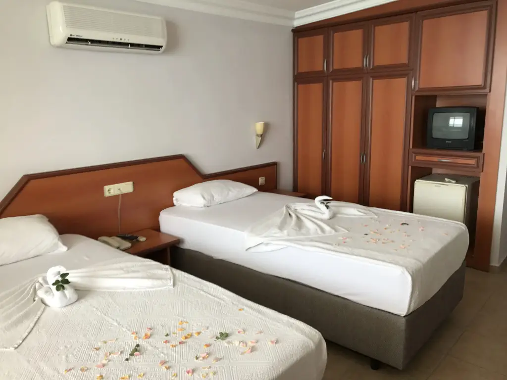 carousel image 3