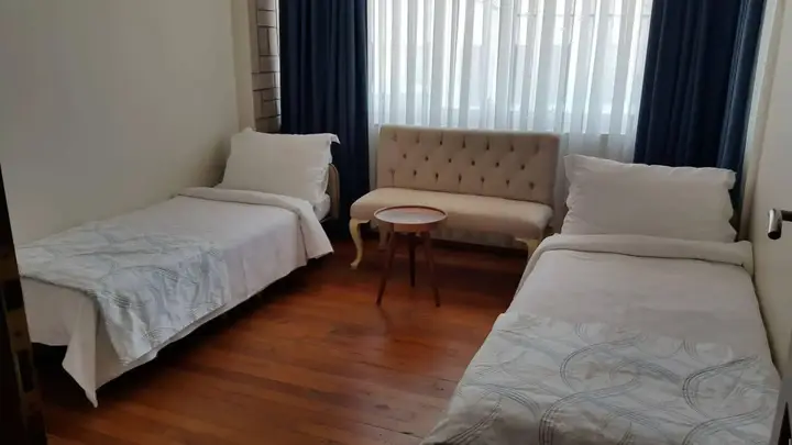Айвалык: Casa di Ada