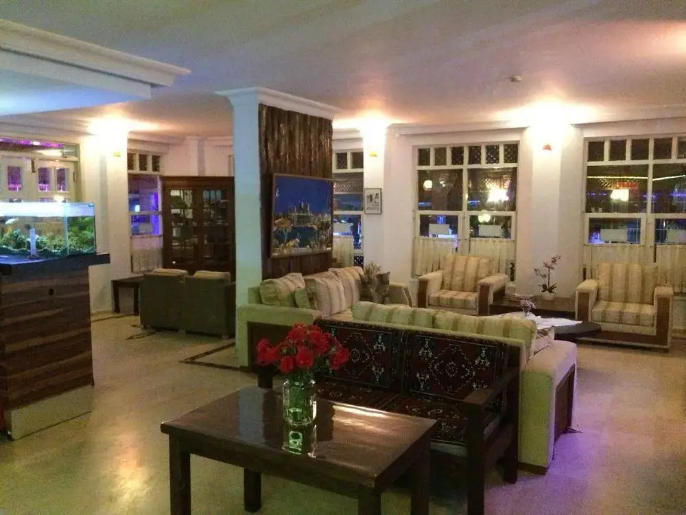 Анталья: Adresim Hotel